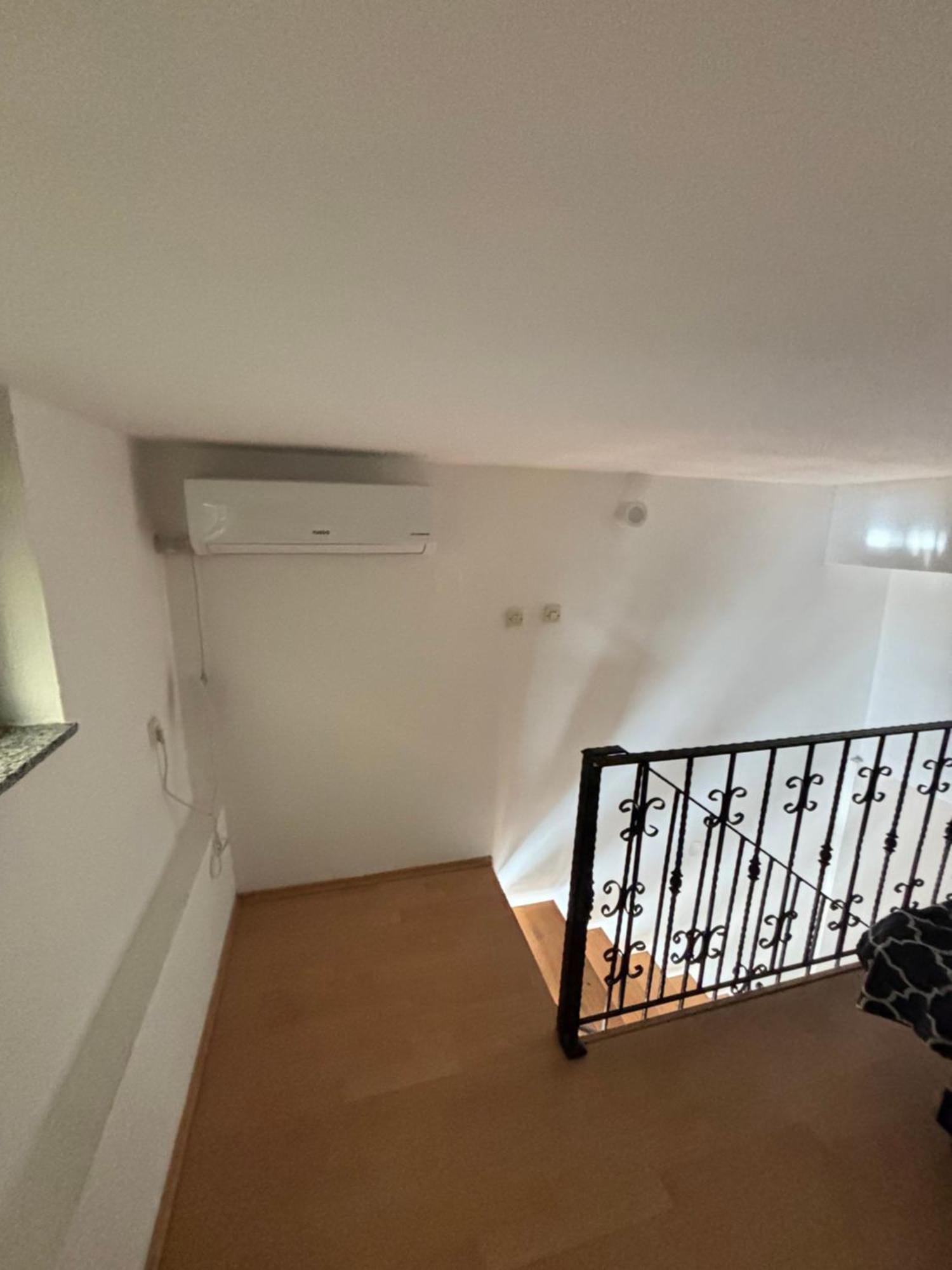 Mia'S Duplex Apartment Σκόπια Εξωτερικό φωτογραφία